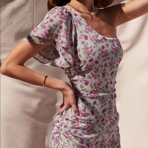 ASTR the Label Lisa Floral One Shoulder Dress Size M NWOT Blue, Wedding Guest